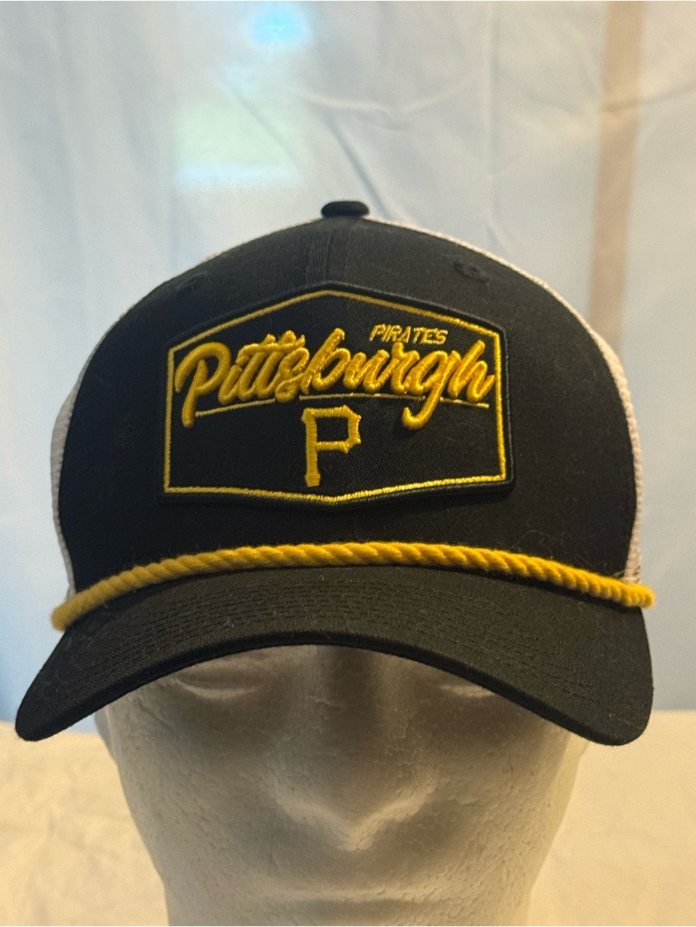 Black and Gold Rope Trucker Hat